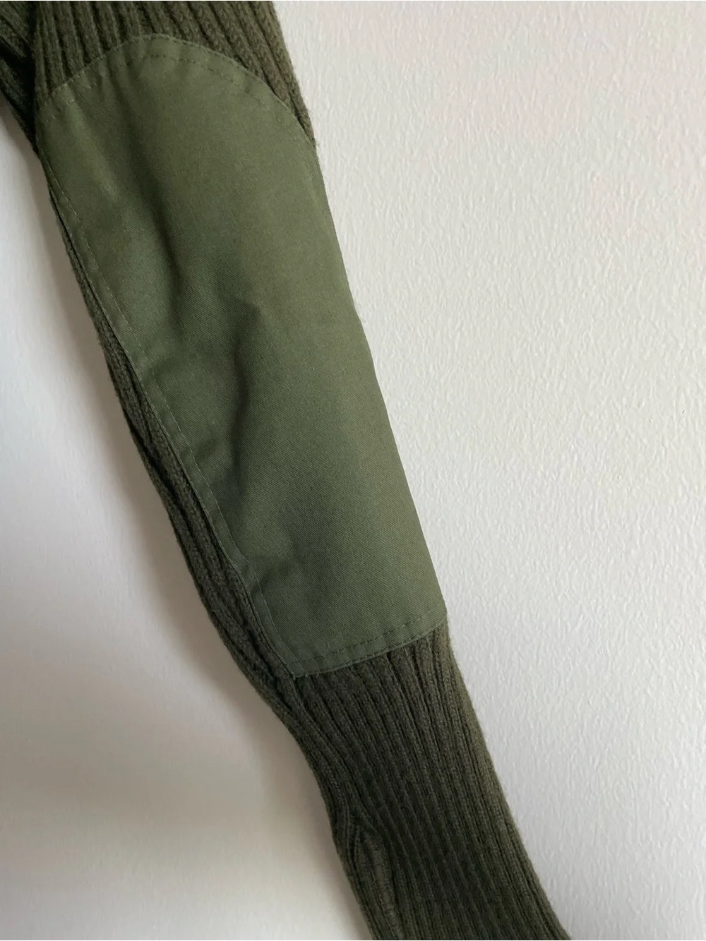 Vintage Army Military Commando Olive DSCP Valor Collection Wool Sweater 40